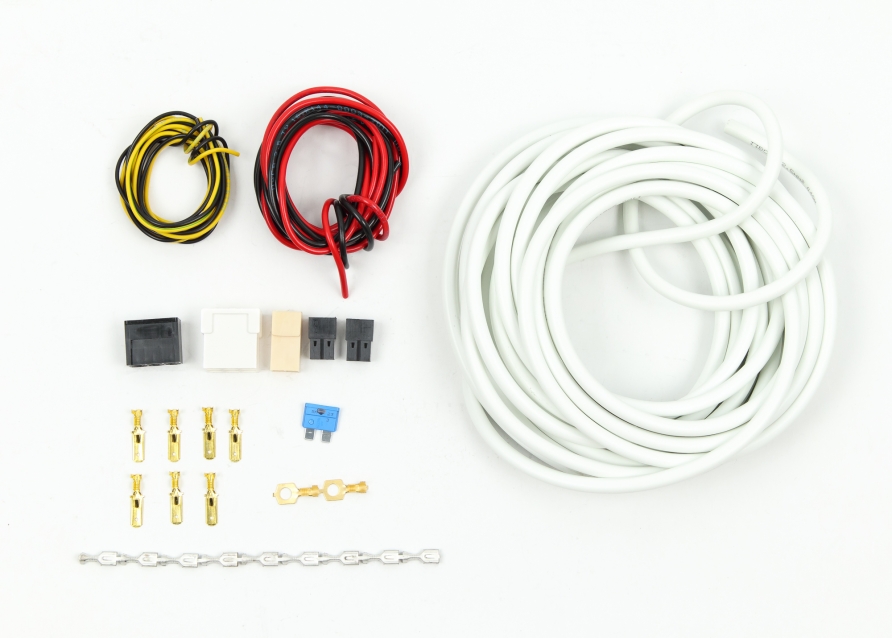 Набор жгутов для подключения к электросети автомобиля (провода/клеммы/колодки/предохранители) Адор-перспектива ООО 033000070027