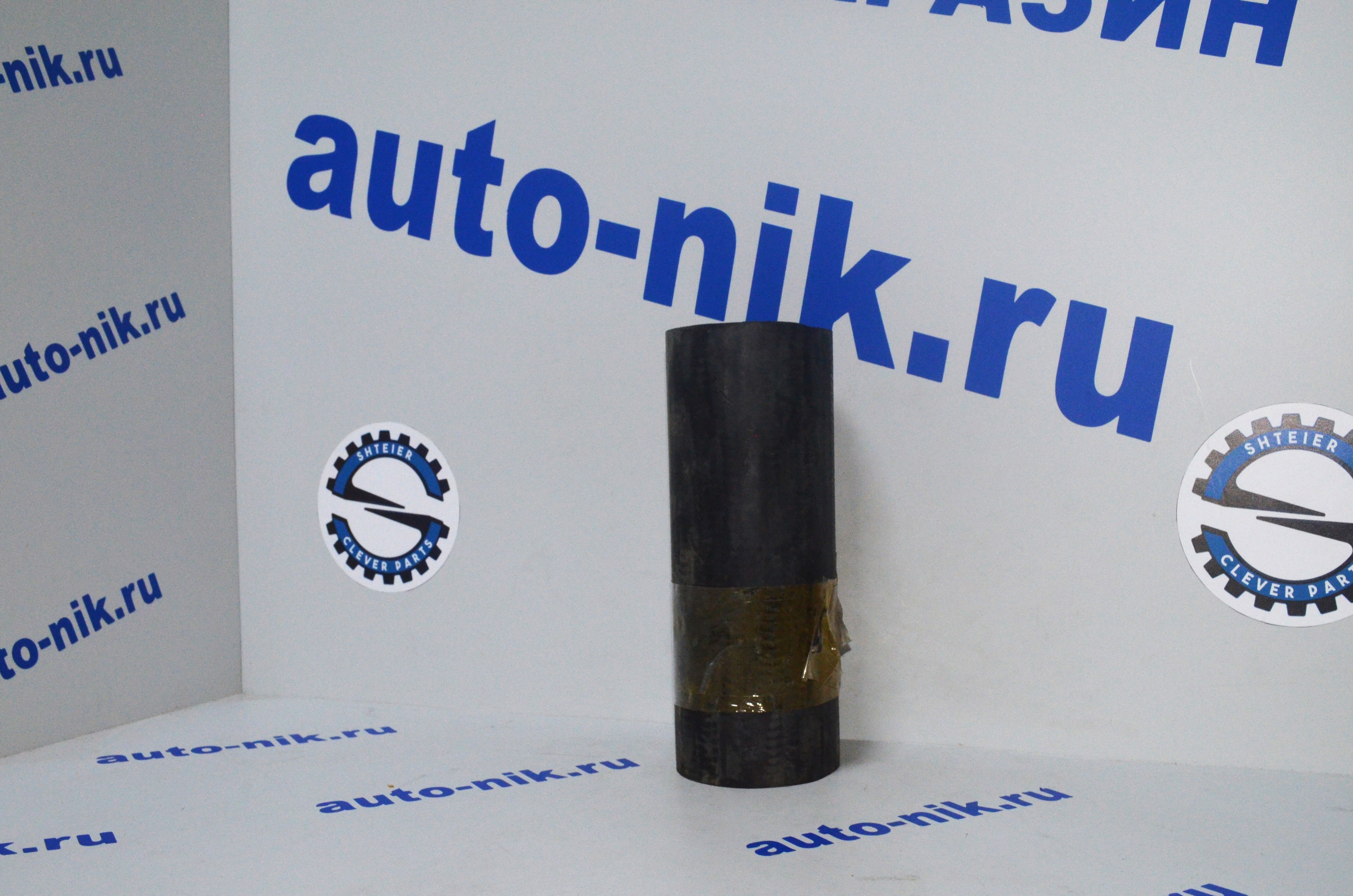 Патрубок Ф60 L=150 Yutong ZK6122 130305108