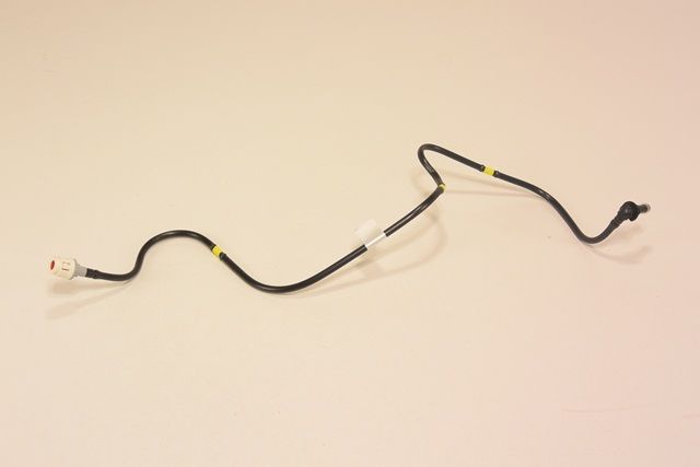 Трубка топливная от фильтра к тройнику на ТНВД Ducato 244 RUS2.3 FIAT 1361631080