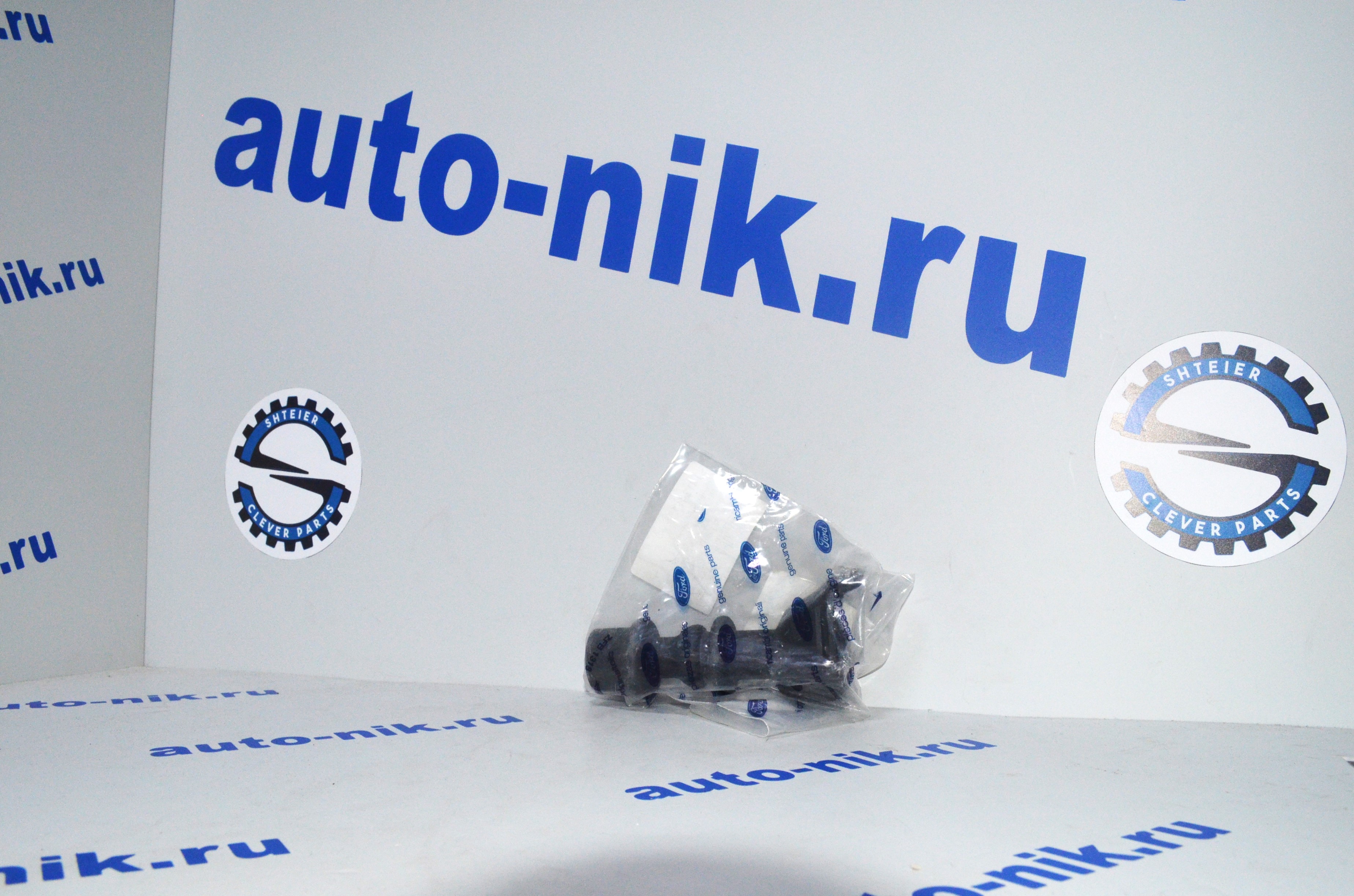 Основание рычага КПП(задняя передача) Transit 2006-2011 /RWD КПП 6ст MT82 Ford Europe 1417417