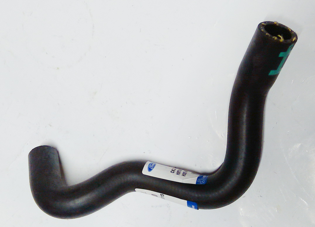 Патрубок (шланг) масляного радиатора (JMC) Transit 2,2 11~ FORD JMC 1814760