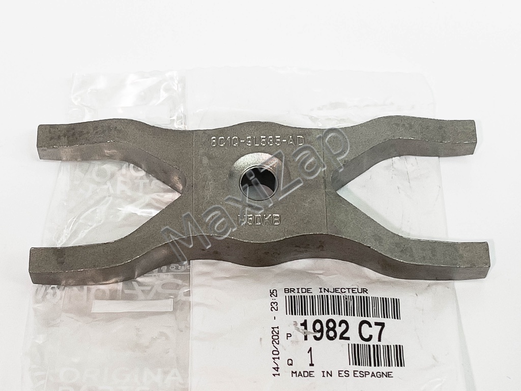 Скоба (кронштейн) крепления топливной форсунки Ducato(250)/Boxer/Jumper 06->2.2 PUMA CITROEN/PEUGEOT 1982C7