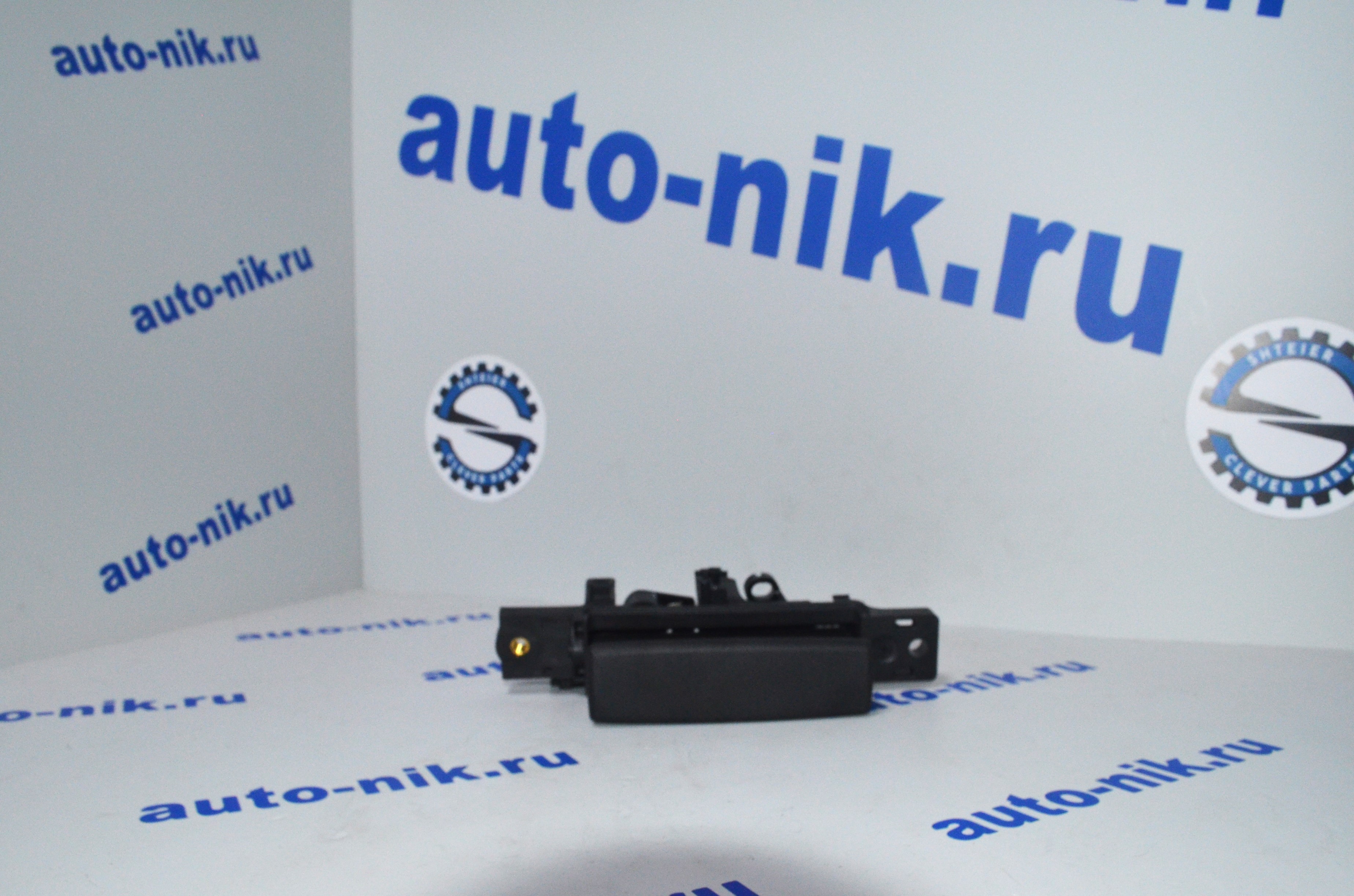 Ручка сдвижной двери внутренняя Transit 14- FORD 2437012