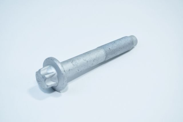 Болт рычага переднего Ducato (250)/Boxer 3/Jumper 3 2006-> CITROEN/PEUGEOT 363802