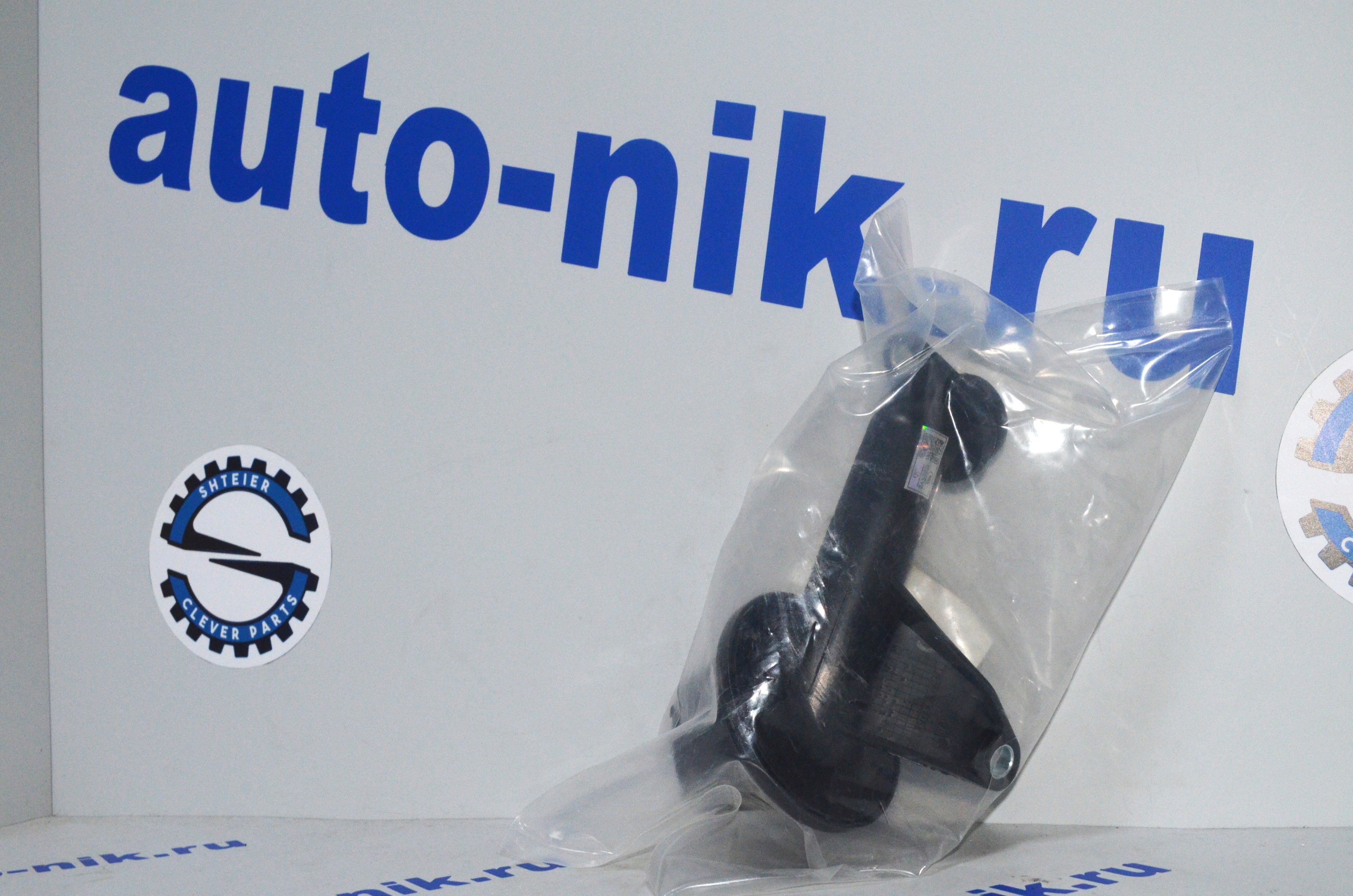 Маслозаборник Transit 2.4 115/140л.с. с 06г. FORD 4611812