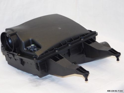 Фильтр воздушный в сборе с корпусом MB Sprinter 515 MERCEDES BENZ A9065280300