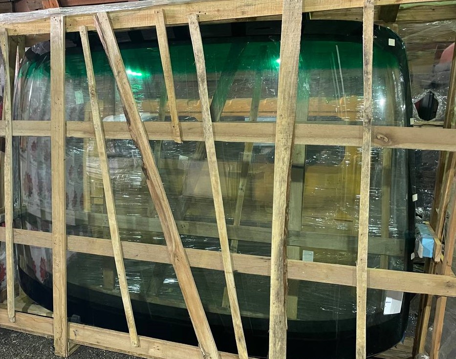 Стекло лобовое Yutong ZK6938HB9 530202550