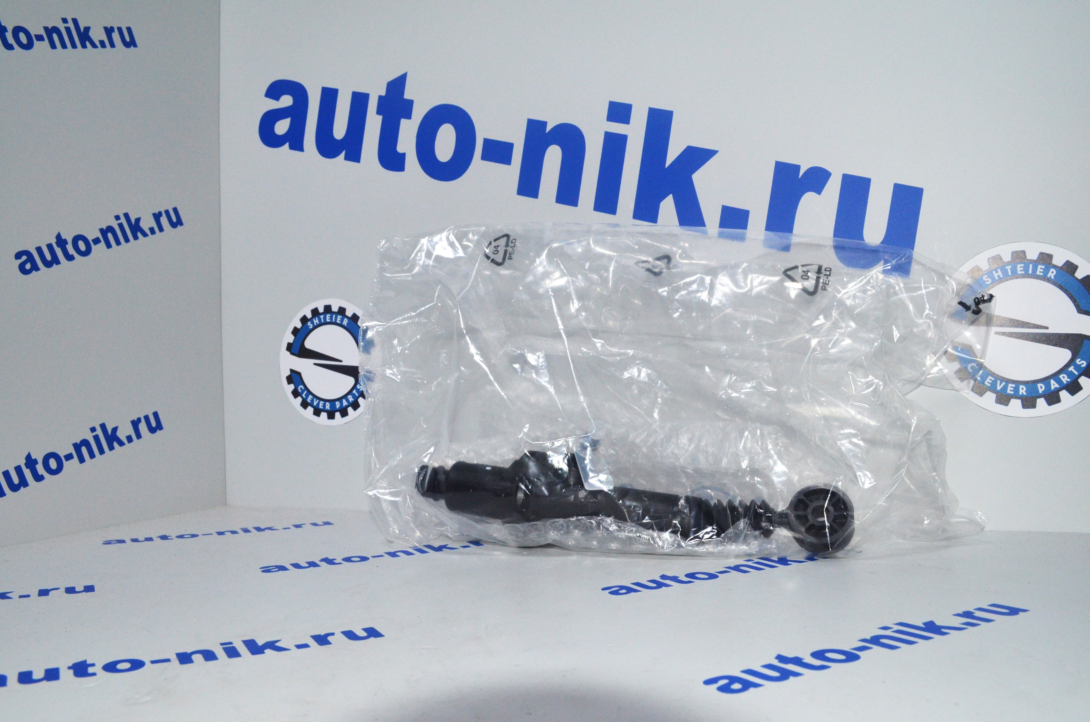 Цилиндр сцепления главный Ducato(230/244 Rus) 2.3 94- FIAT 55235402
