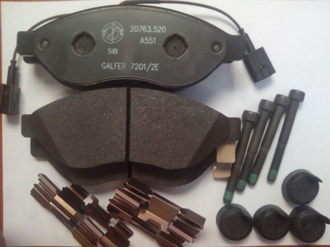 Колодки тормозные передние дисковые R15 с датчиком Ducato(250/290)/Boxer 3/Jumper 3  FIAT 77366017