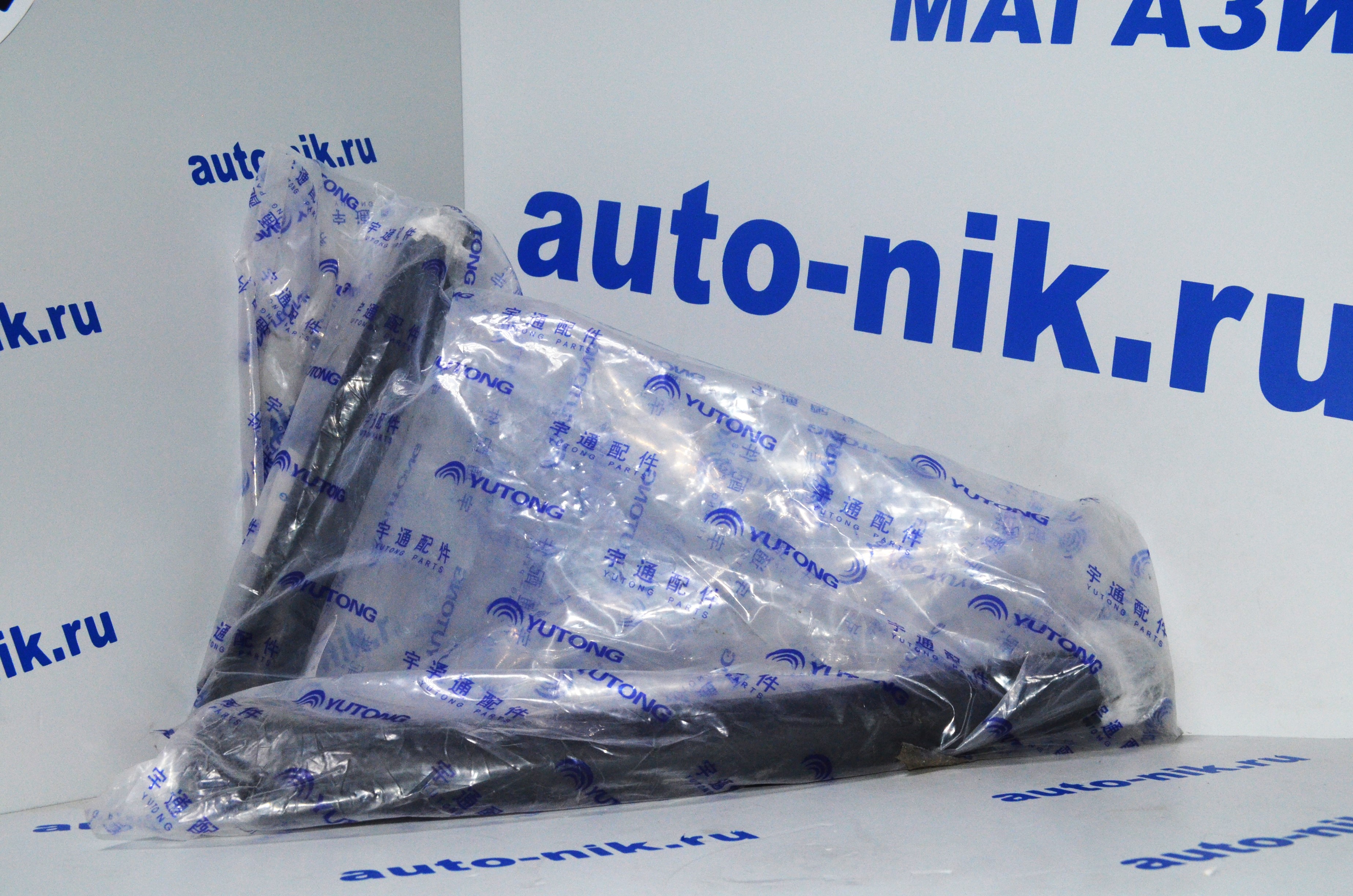 Патрубок Ф25 280/135/382 Yutong ZK6128HN 810109410