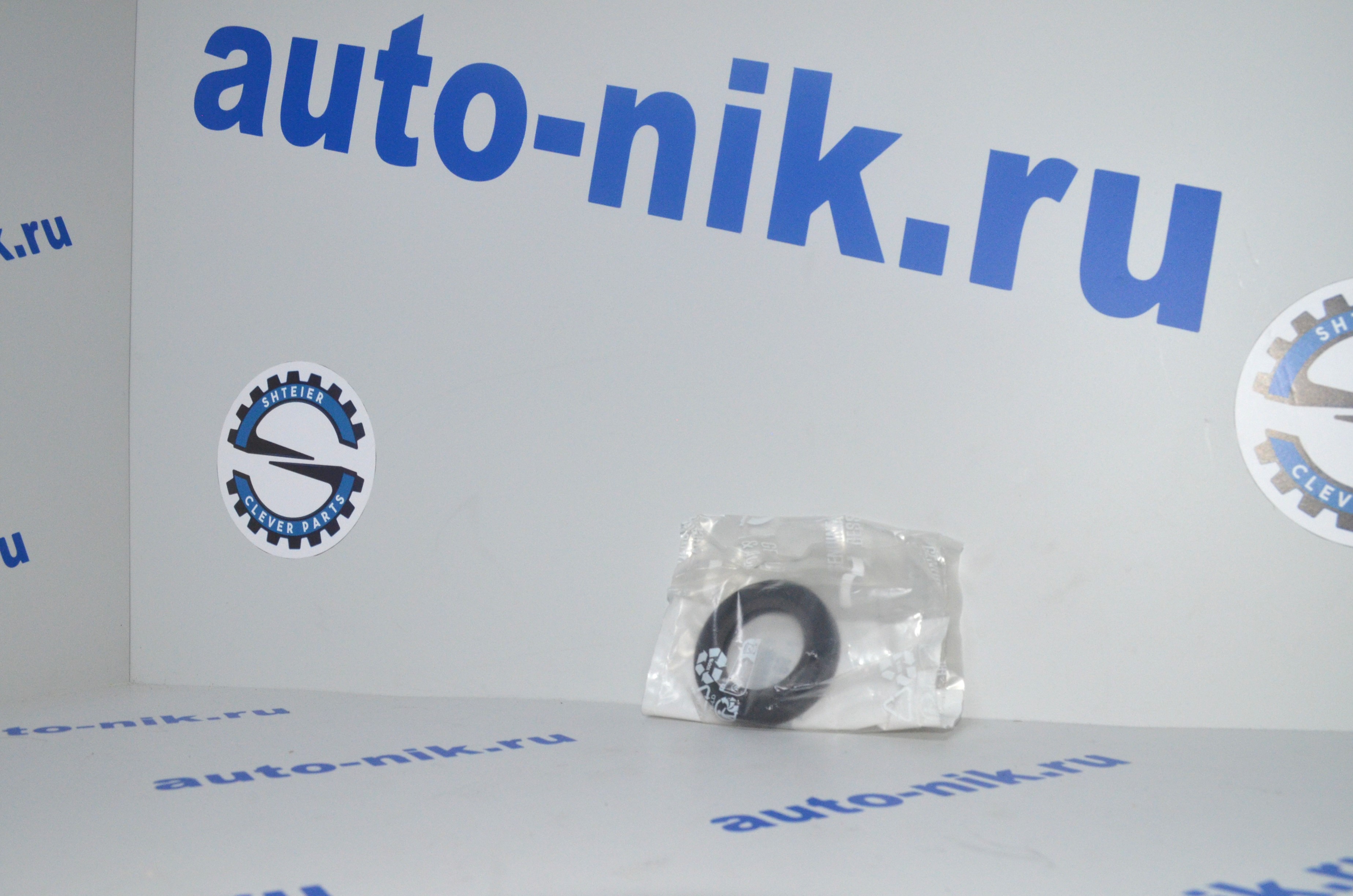 Сальник дифференциала правый Boxer 3/Jumper 3/Ducato(244/250) CITROEN/PEUGEOT 9806740980