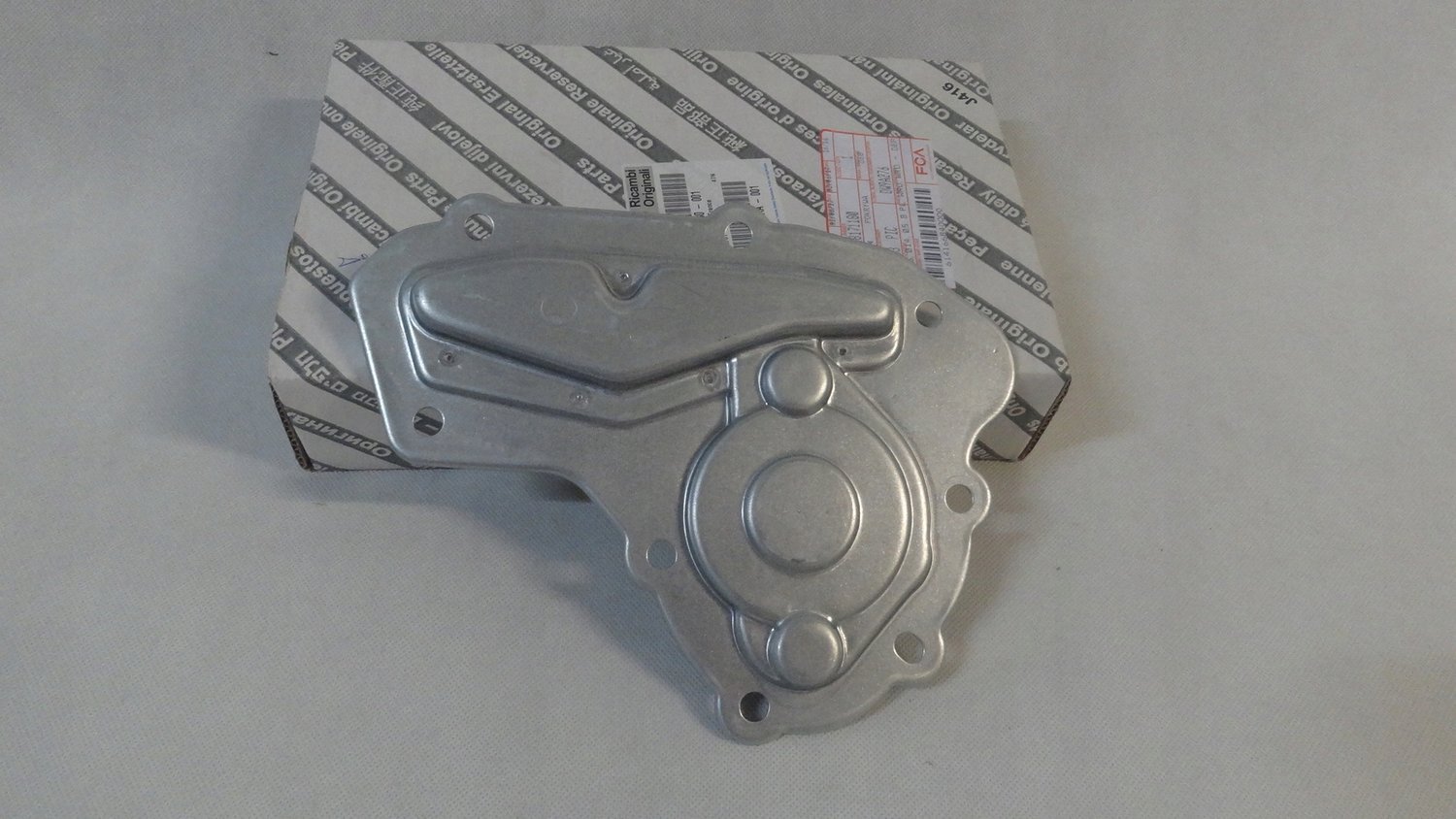 Крышка КПП задняя Ducato (250) 2.3/Boxer 3/Jumper 3 06->2.2 120-130 CITROEN/PEUGEOT 9818171180