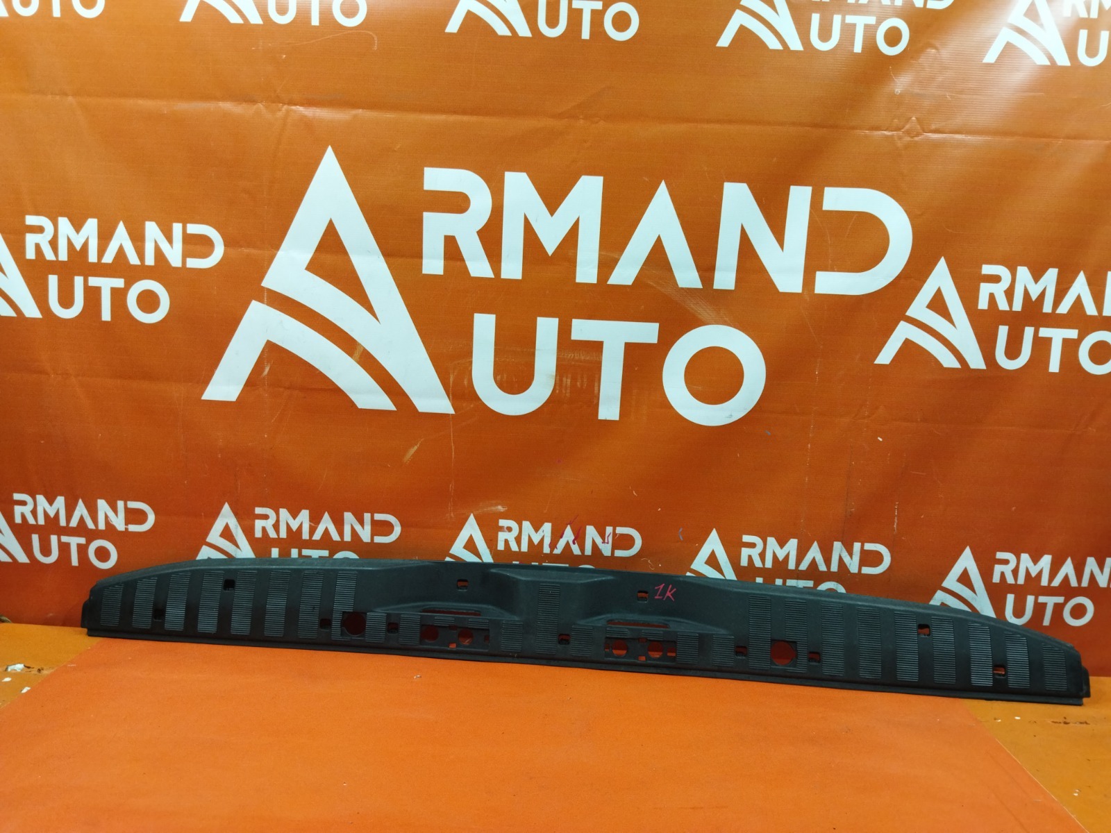 Накладка защитная нижняя проема распашных дверей MB Sprinter W906 2006-2018 MERCEDES BENZ A90668600749E80