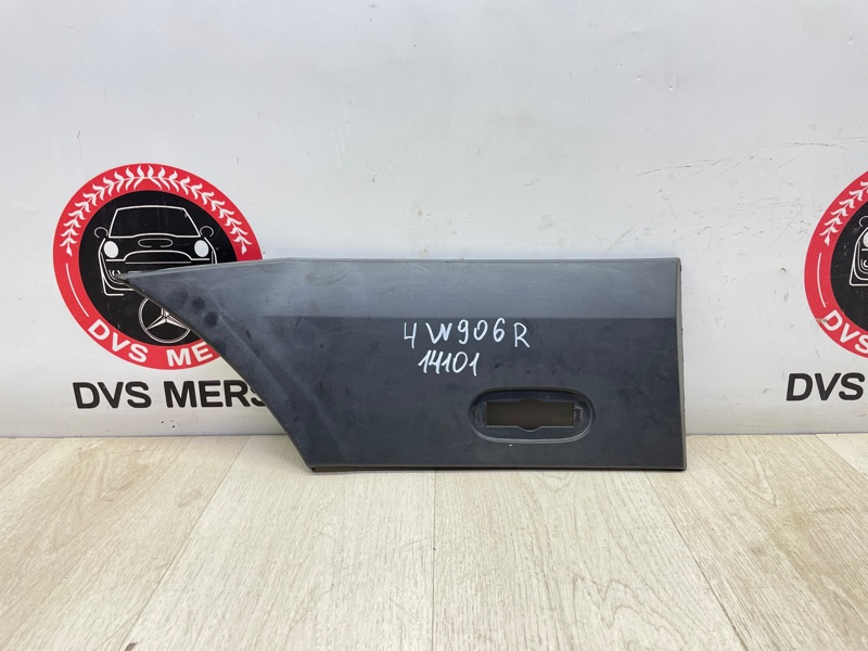 Молдинг накладка кузова прав бок перед аркой L=52 под отражатель MB Sprinter '07-14 MERCEDES BENZ A9066903462