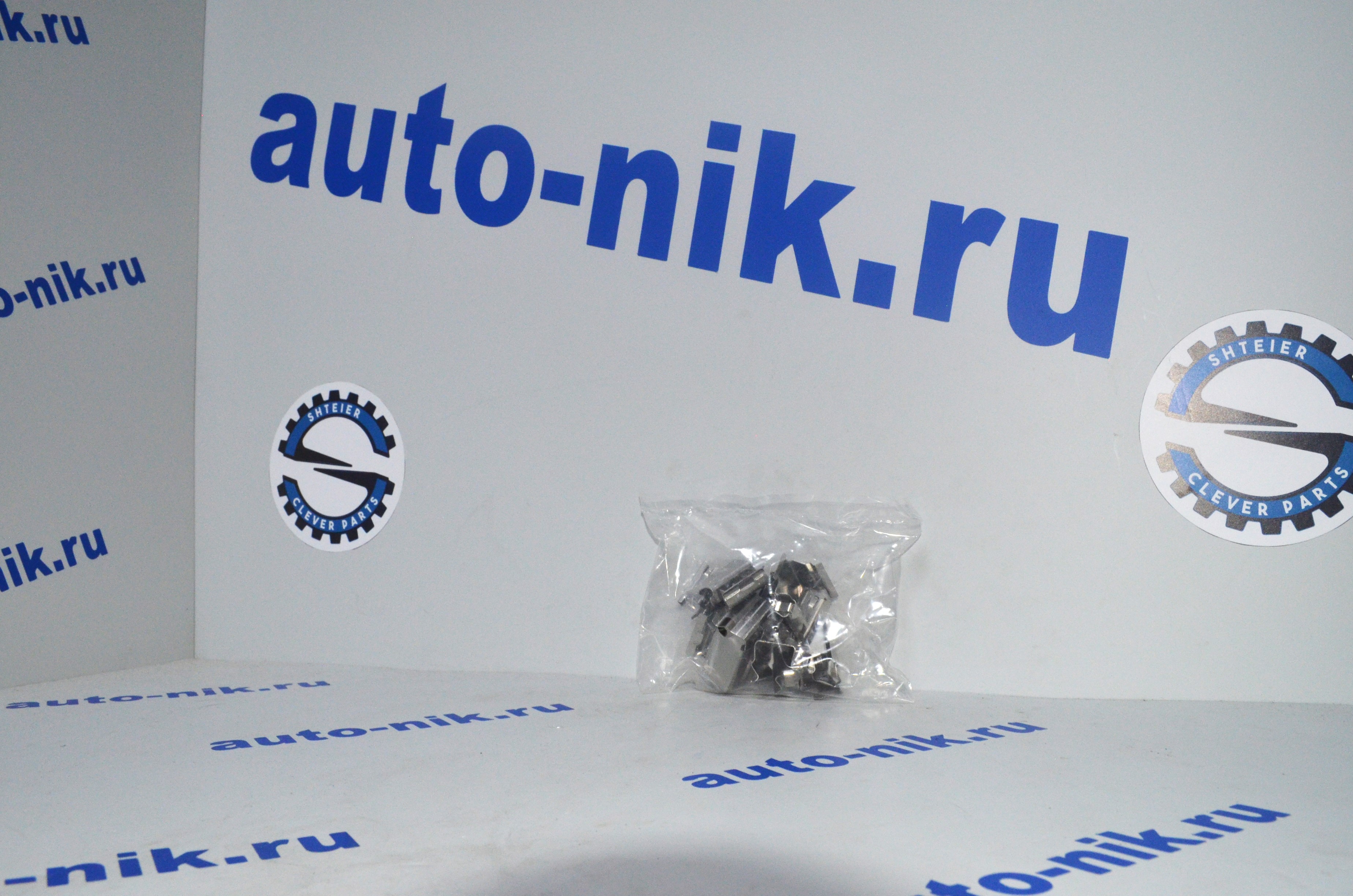 Скрепки колодок Transit (перед)/Ducato(250)/JumperIII/BoxerIII (зад)/Sprinter II 515(зад)/Crafter SE AUTOFREN SEINSA D42343A