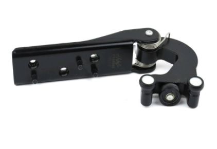 Ролик двери сдвижной правой центральный Master 3 (с кронштейном) FAST FT95582