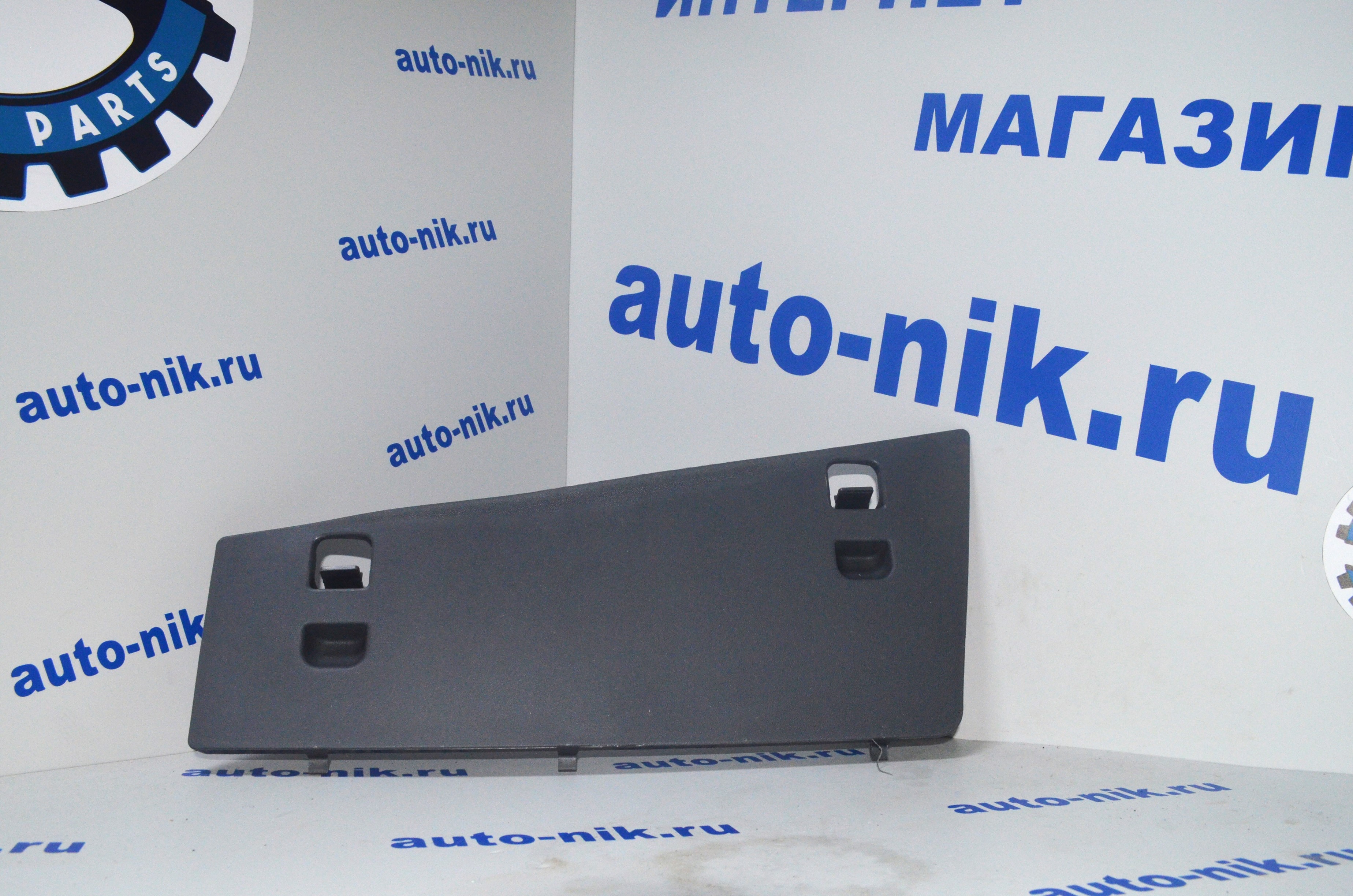 Крышка ящика  для инструментов MB Sprinter 06- SHTEIER SHT 0101-04-041
