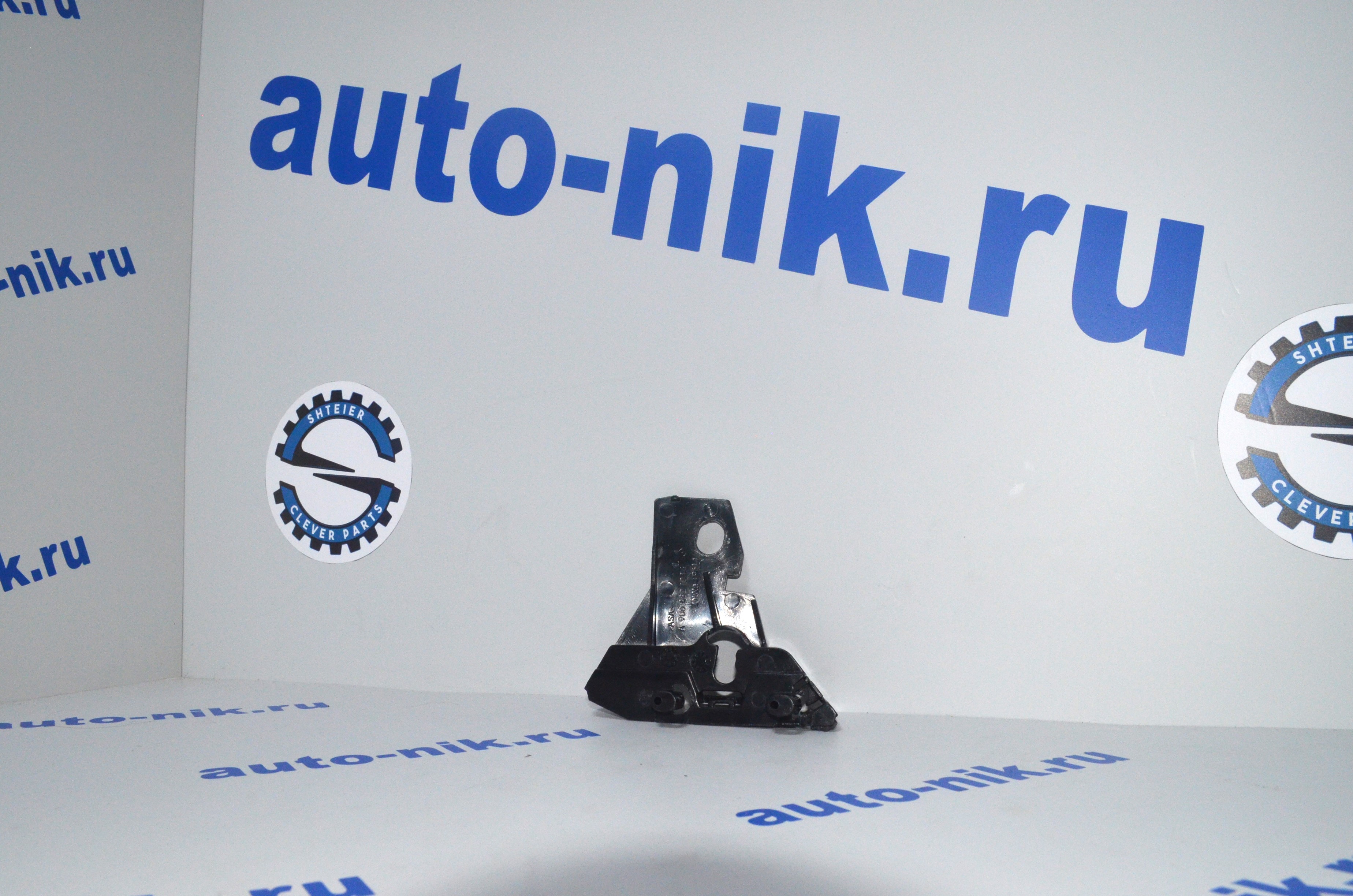 Кронштейн крепления бампера (комплект)  MB Sprinter 05-13 LR SHTEIER SHT 0128-04-001