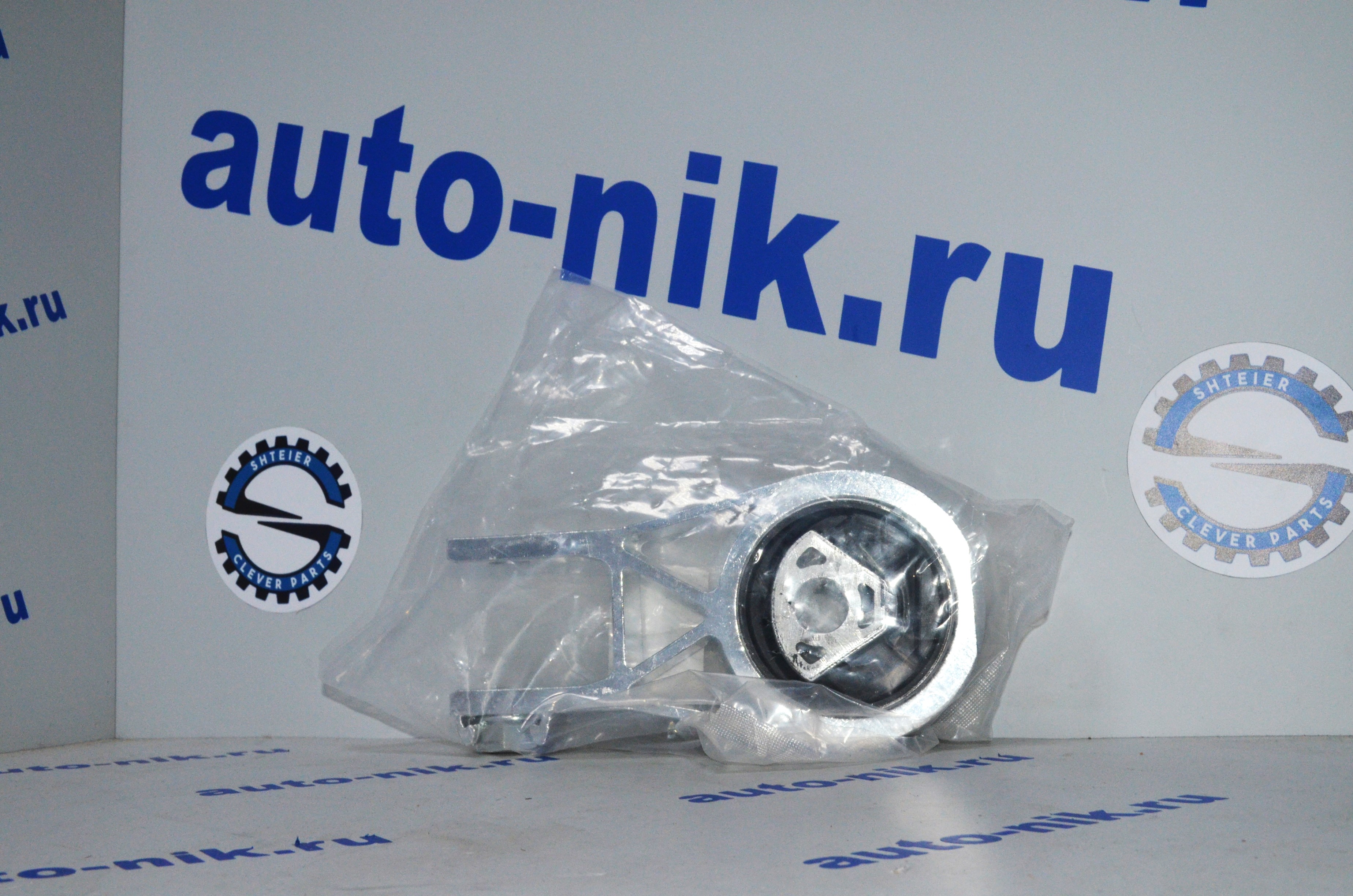 Опора задняя (подушка/вилка/гитара) двигателя/КПП Ducato 2.2-2.3 (250)/Boxer/Jumper 06> SHTEIER SHT 0143-02-002