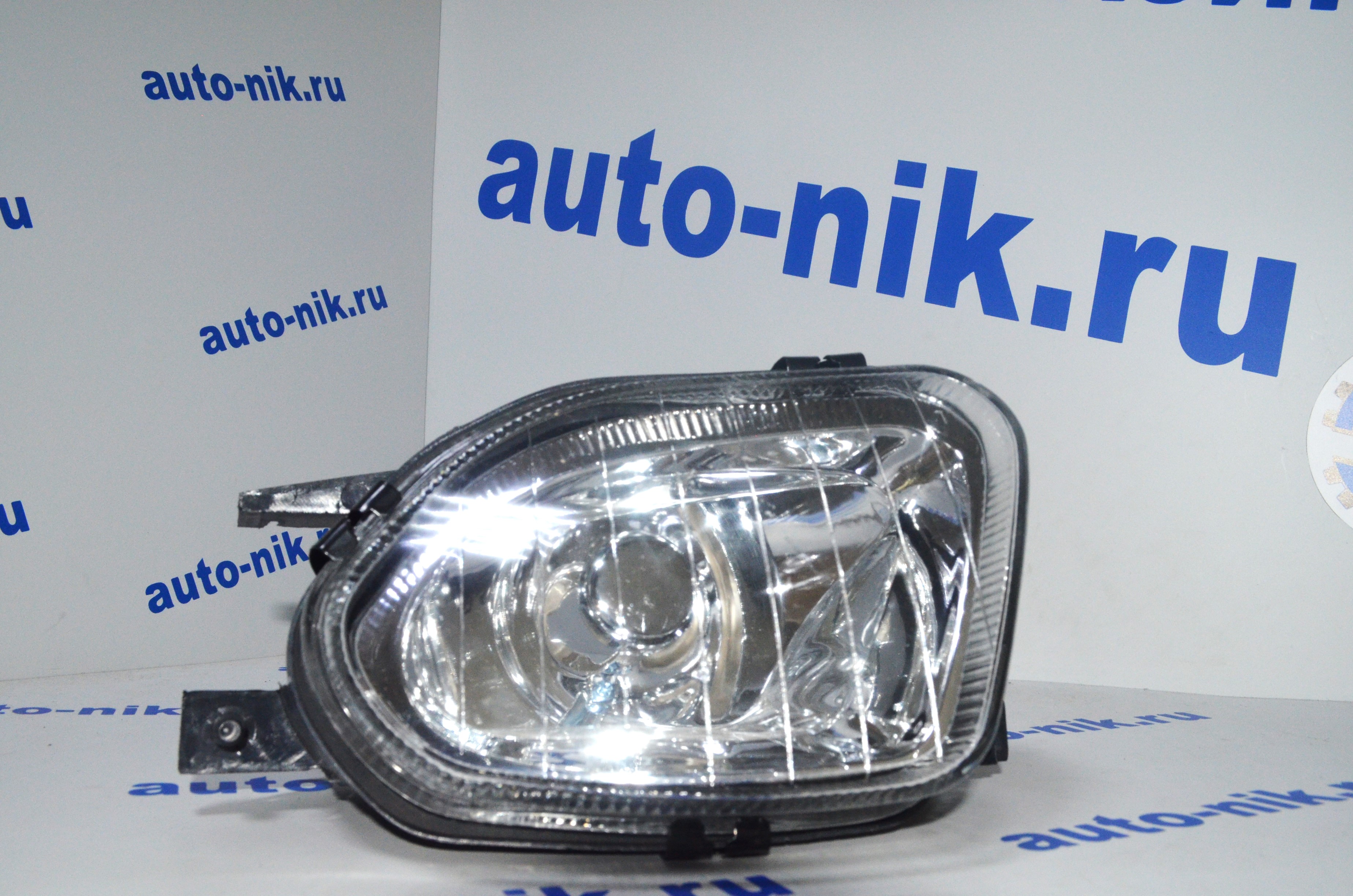Фара противотуманная левая Mercedes Sprinter '07 SHTEIER SHT 0161-04-005