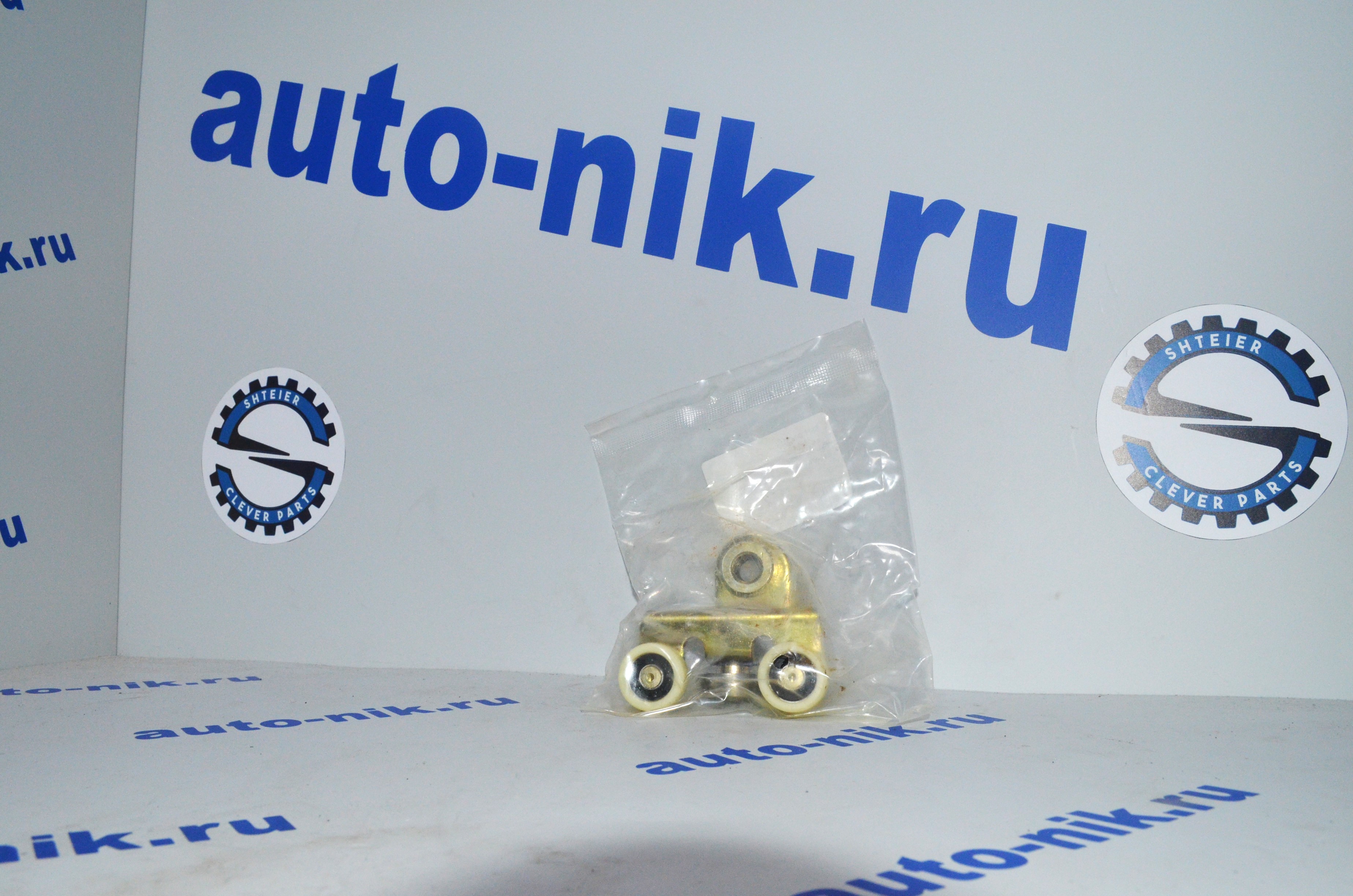 Ролик двери сдвижной верхний Mercedes T1/T2 SHTEIER SHT 04-C019