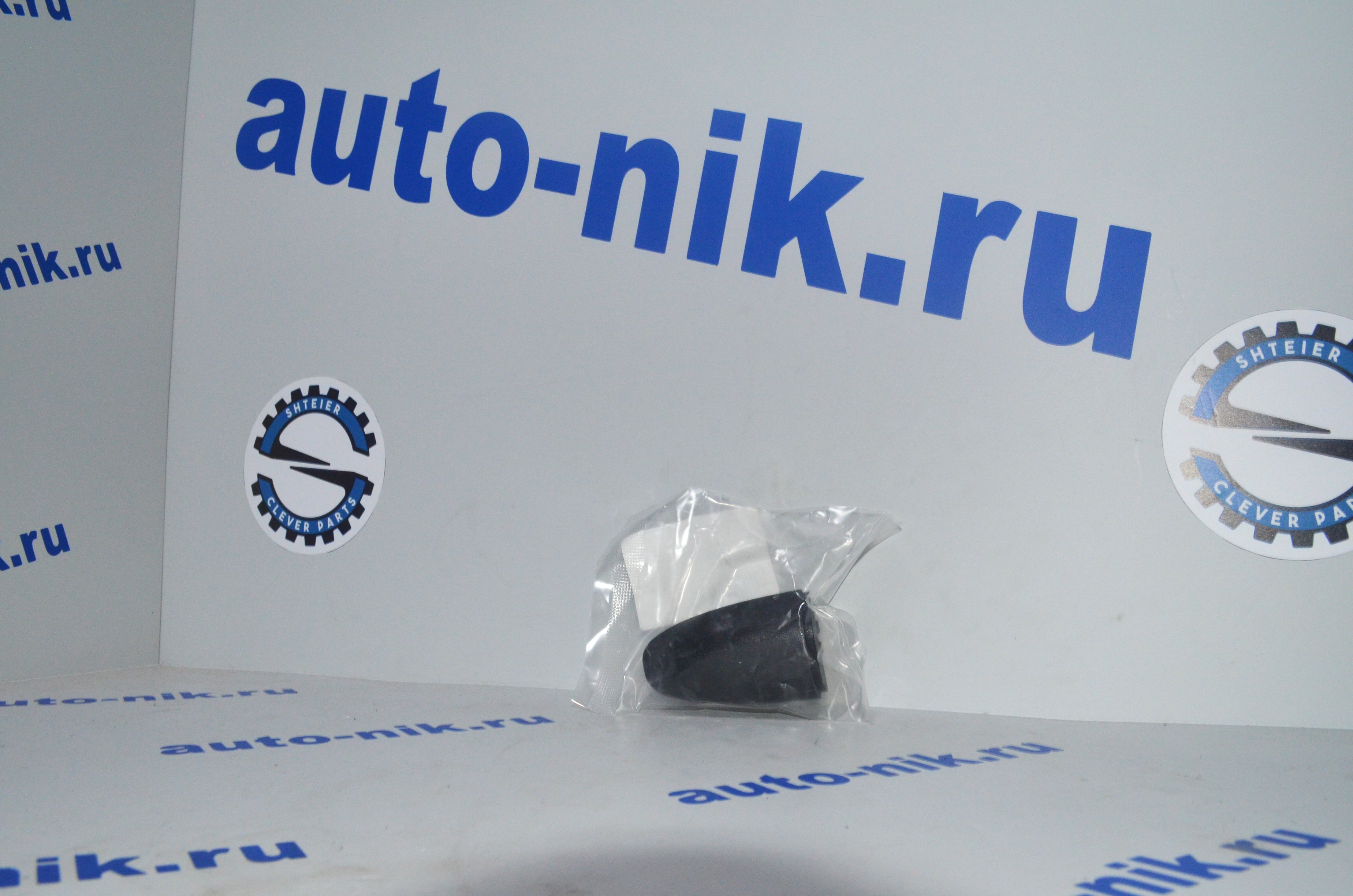 Уголок ручки прав сдвижной двери MB Sprinter 515/VW Crafter 06> SHTEIER SHT 070-04-C03