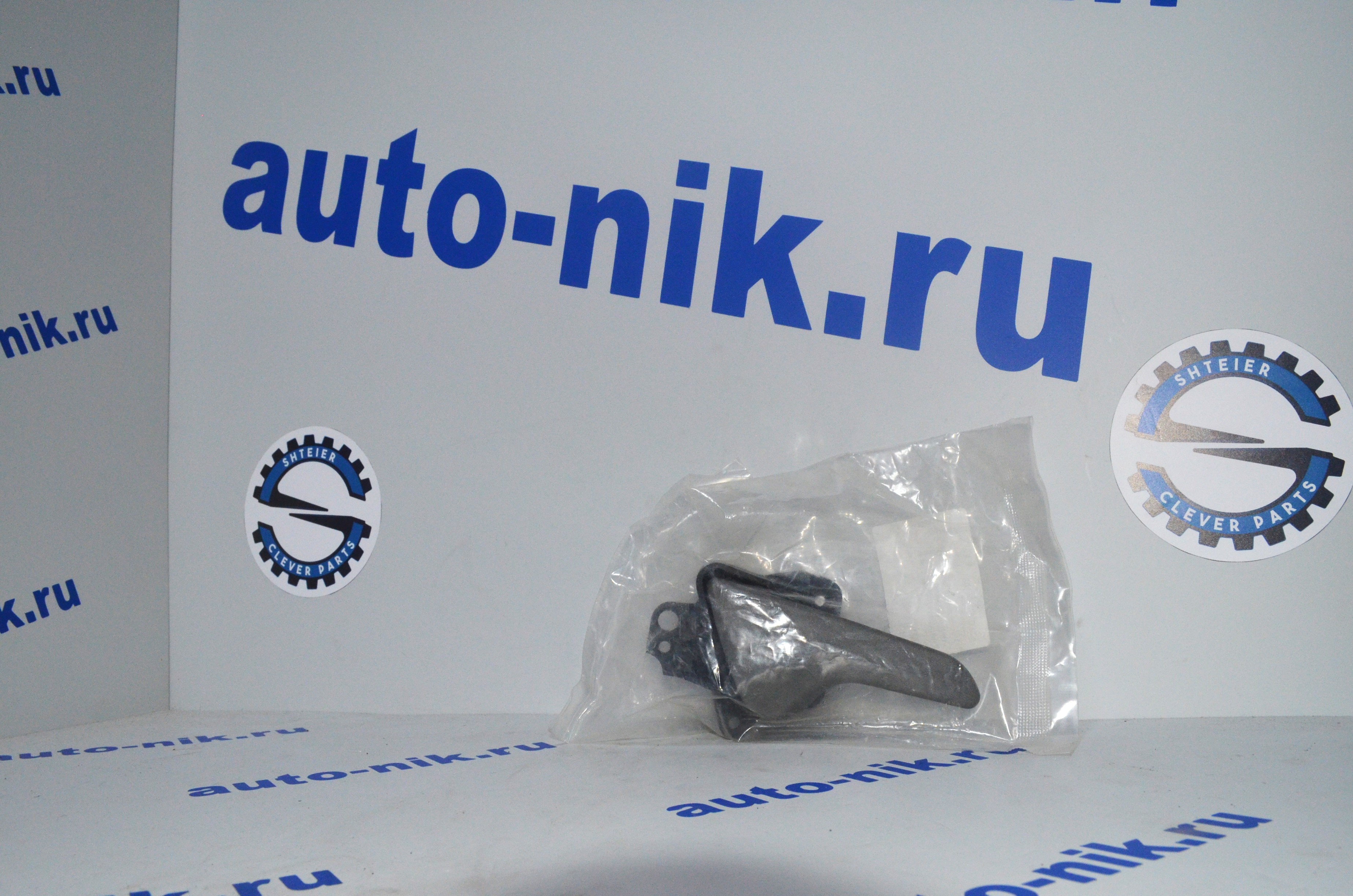 Ручка двери передней внутренняя правая  MB Sprinter W906,VW Crafter 06> SHTEIER SHT 070-04-C05