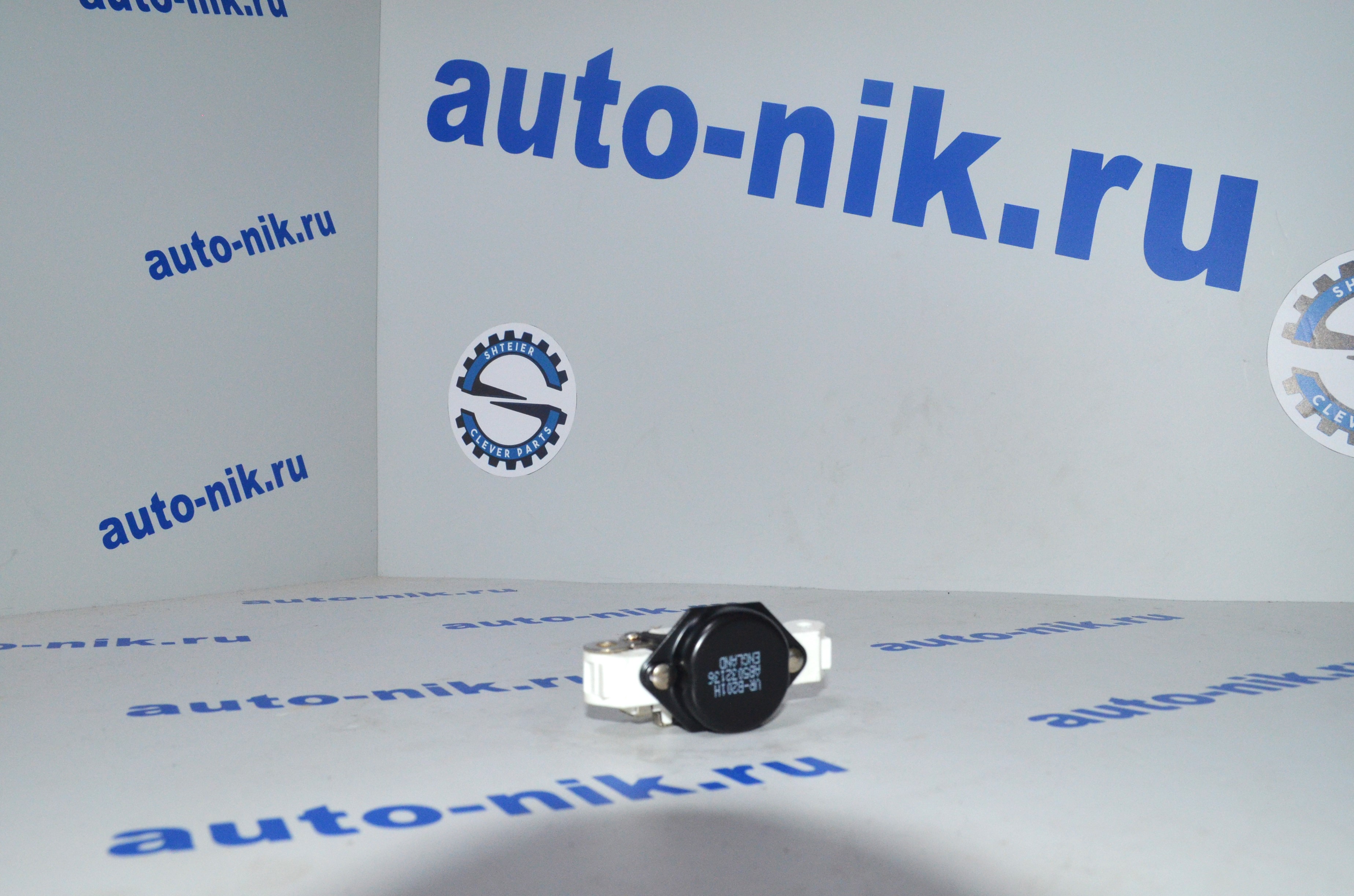 Регулятор генератора Sprinter 903-904 2.0,2.2 MOBILETRON VRB201H