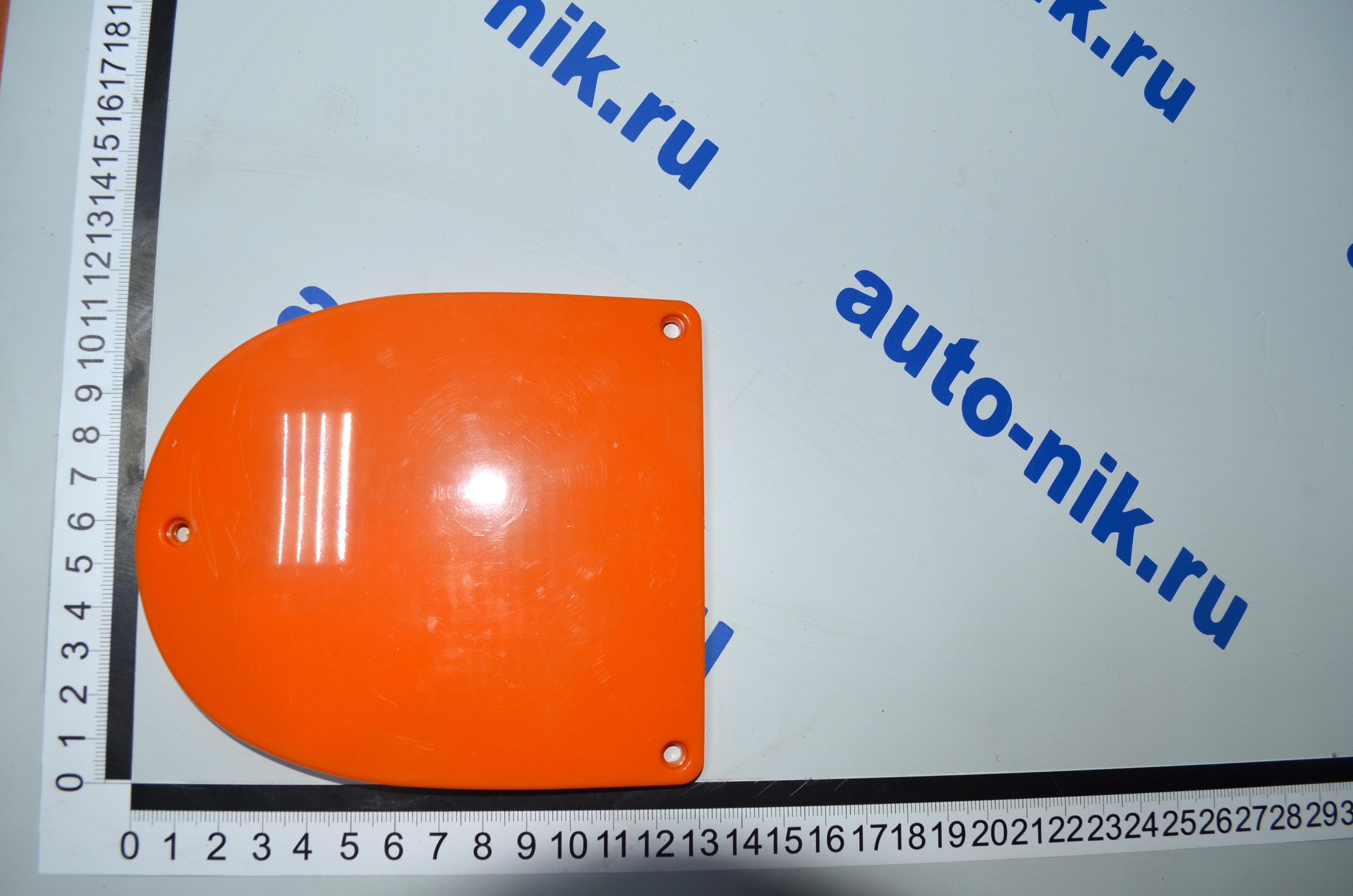 Накладка для опоры рычага зеркала заднего вида правая Yutong ZK6799
